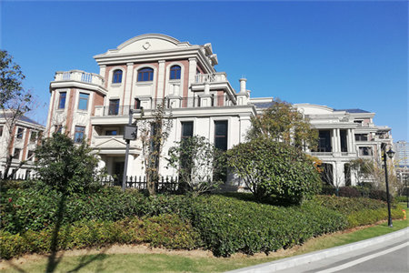 西苑小区13室2厅2卫141㎡